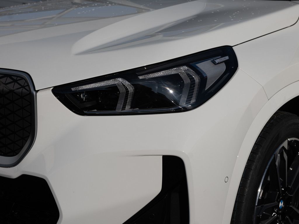BMW iX1 - Bild 22