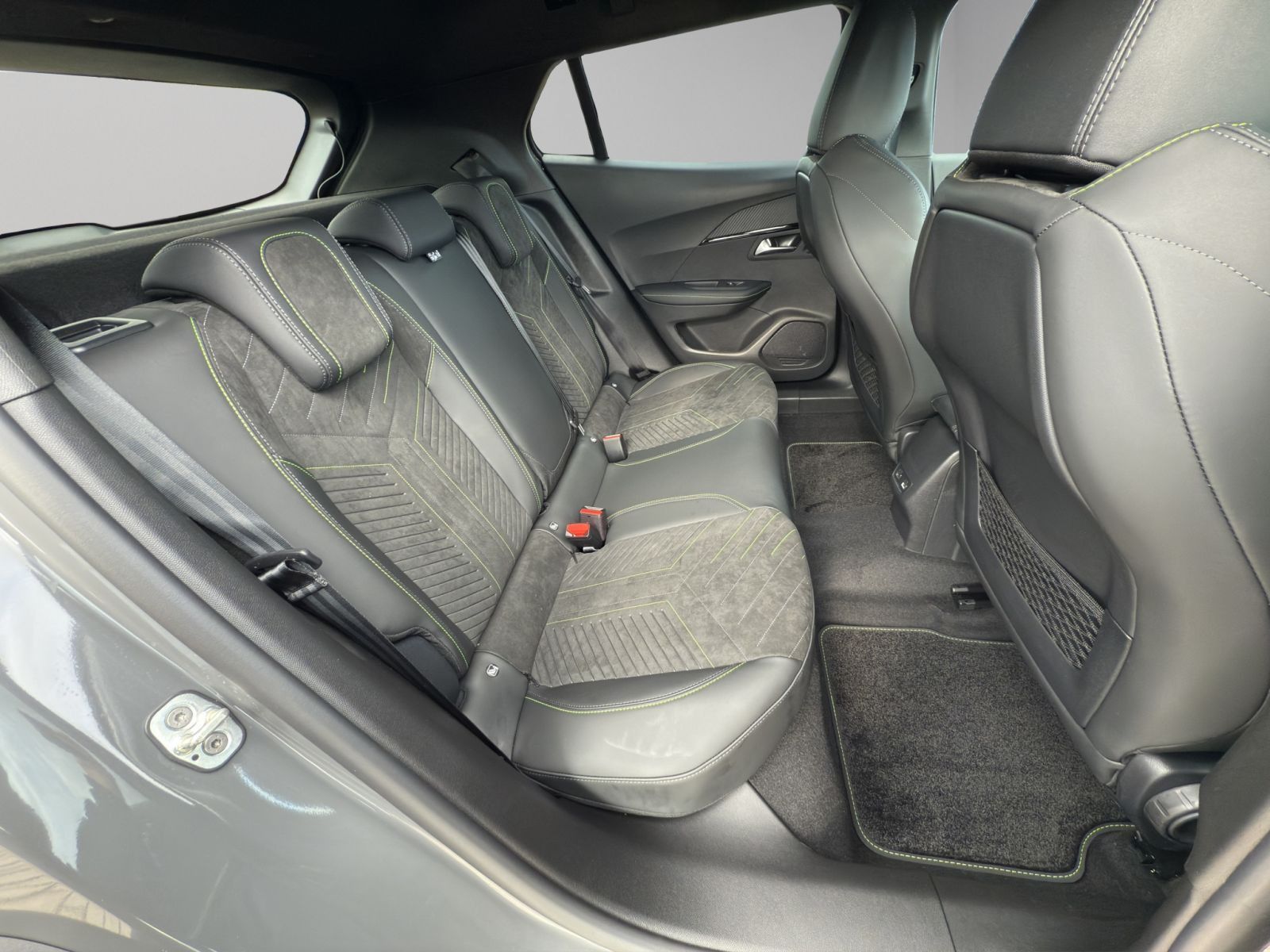 Peugeot 2008 - Bild 17