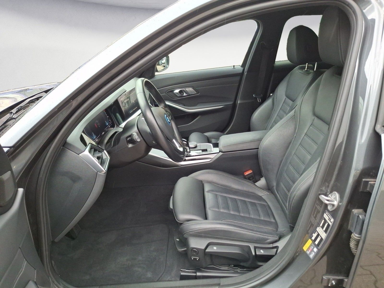 BMW 330e xDrive Touring Sport Line Automatic Aut. foto 9