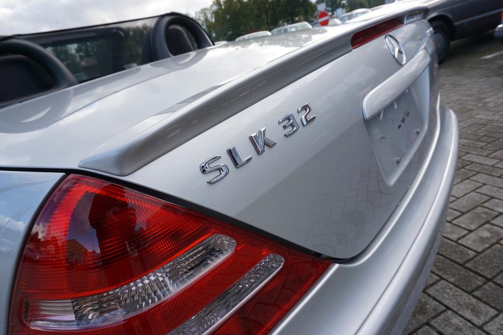 Mercedes-Benz SLK 32 AMG
