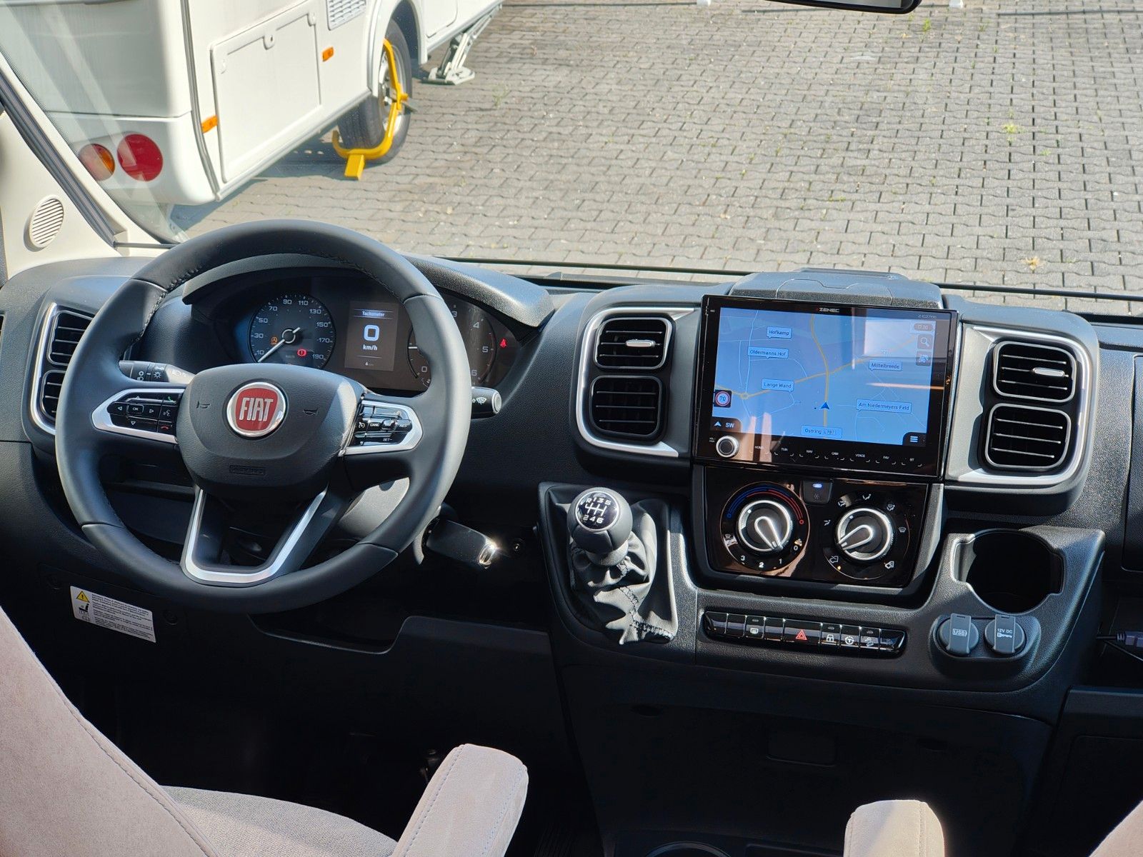 Fahrzeugabbildung LMC Cruiser V 646 G - JETZT 15.749 € SPAREN -
