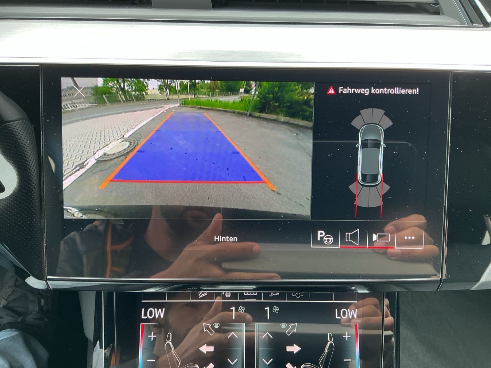 Audi e-tron - Bild 18