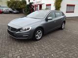 Volvo V60 Kombi Linje BusinessNAVI SHZ PDC XENON - Volvo V60: Linje Business