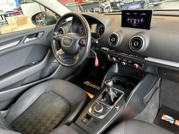 Audi A3 attraction **BiXENON*TÜV*KLIMA*TEMPOMAT*