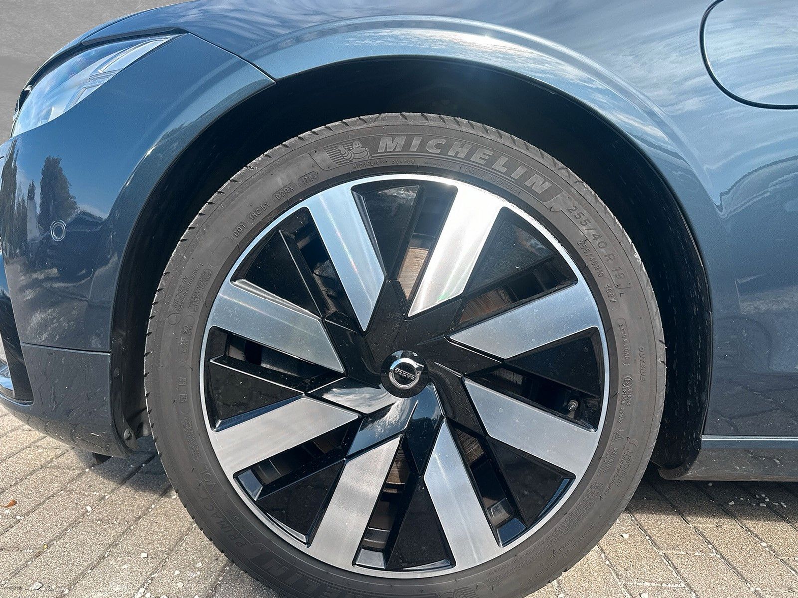 Volvo V90 T8 AWD Plus Dark Automatik ACC BLIS foto 2