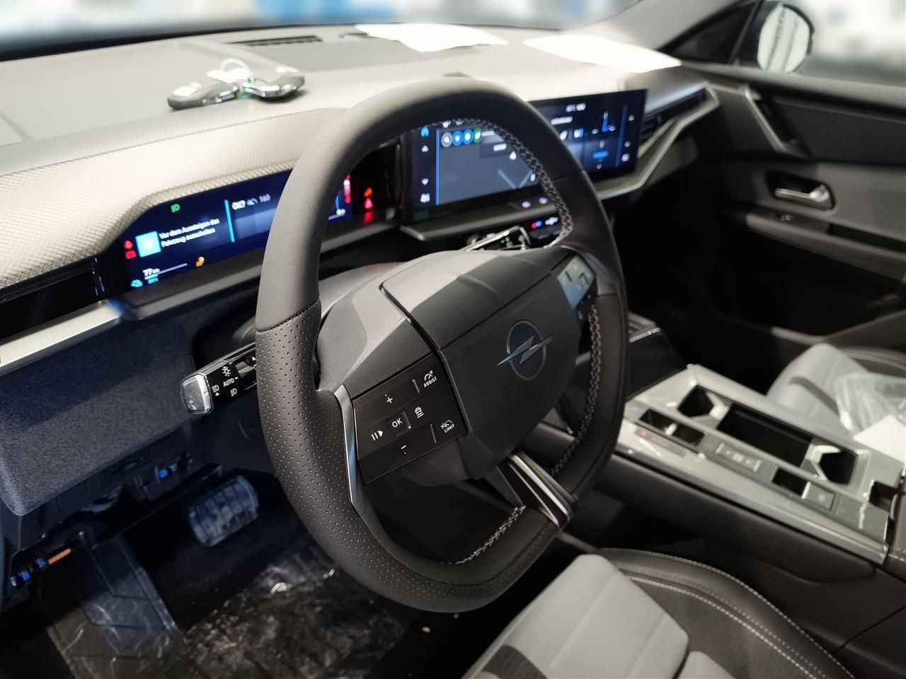 Fahrzeugabbildung Opel Grandland Electric GS 73 kWh.+Navi+MatrixLED