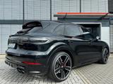 Porsche Cayenne GTS MATRIX HUD BURMESTER PANORAMA AHK - mit Benzin-Antrieb: Standheizung, Geländewagen