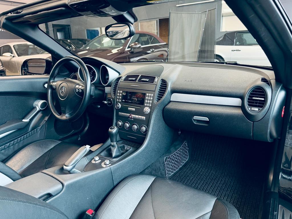 Mercedes-Benz SLK 200