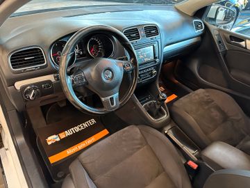 Volkswagen Golf VI*TEMPO*NAVI*PDC*ALCANTARA*1-HAND*