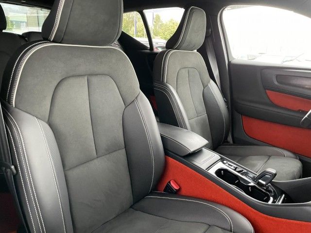 Volvo XC40 T5 AWD R-Design (EURO 6d-TEMP) Klima Navi foto 12
