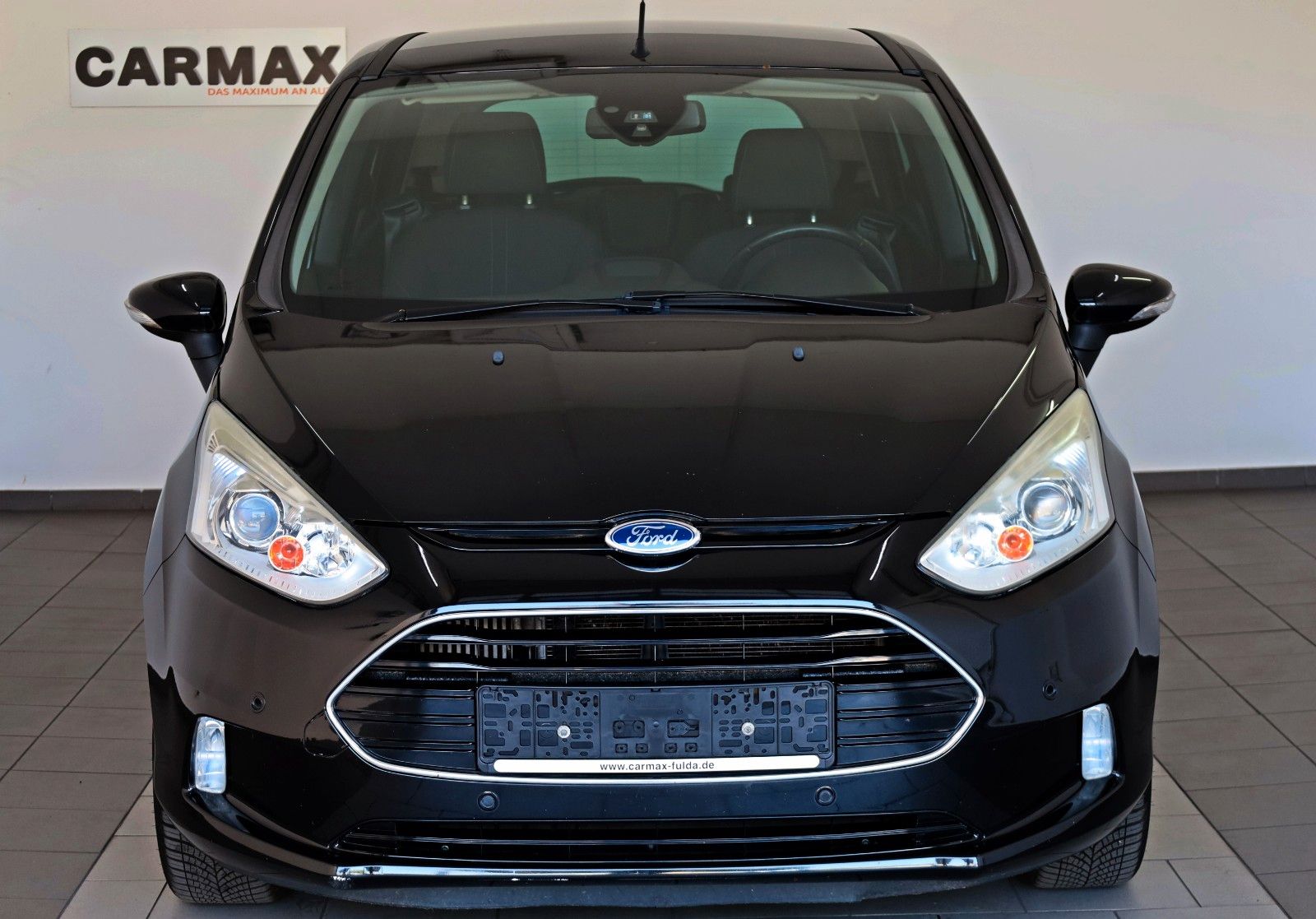 Fahrzeugabbildung Ford B-MAX Titanium Navi,SH,PDC,AHK,Allwetterreifen