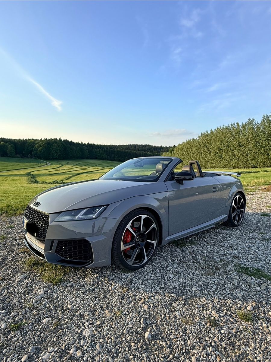 AUDI TT RS 2.5 TFSI S tronic quattro Roadster -