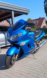 Kawasaki ZZR 1200 - KAWASAKI ZZR 1200