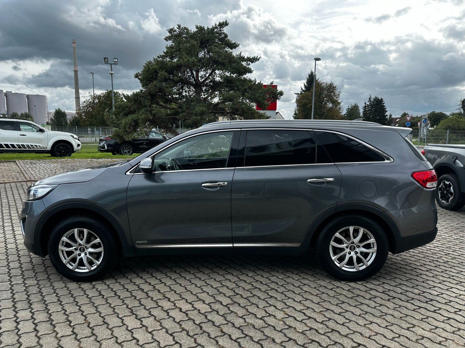 Fahrzeugabbildung Kia Sorento Spirit 4WD Leder Klimaaut.