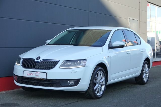 Skoda Octavia 1.6 TDI DSG Joy Green Navi Bi Xenon Temp