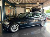 BMW 318 Touring i Edition Sport - BMW 318 aus 2011: 318i