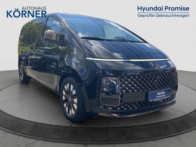 Hyundai STARIA SIGNATURE 2.2 CRDi *ALLRAD*LED*LEDER*KLIM