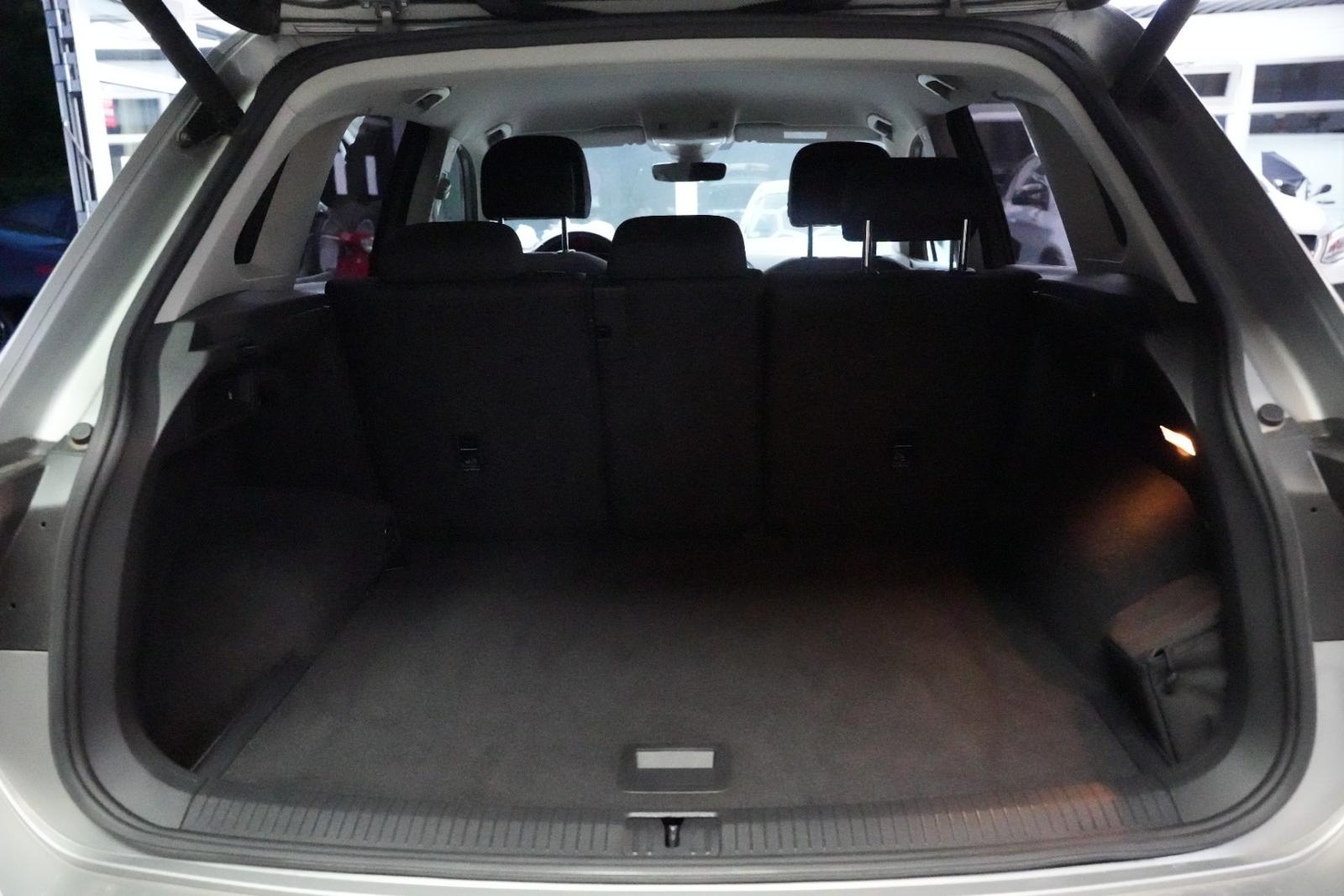Volkswagen Tiguan 2.0 TDI Highline 4Motion 360KAMERA*NAVI*S
