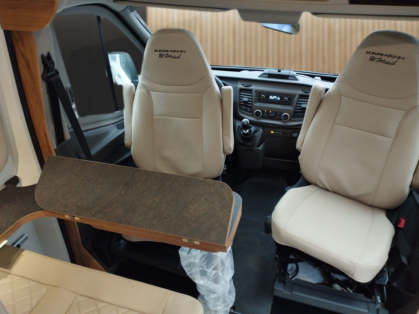 Fahrzeugabbildung Karmann Dexter 4x4 DE 560 AW Allrad 4x4, RFK, Alufelgen