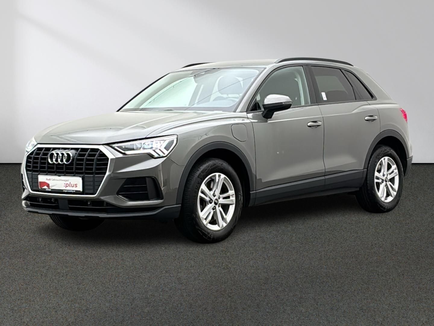 Audi Q3 45 TFSI e S tronic MMI LED AHK foto 14