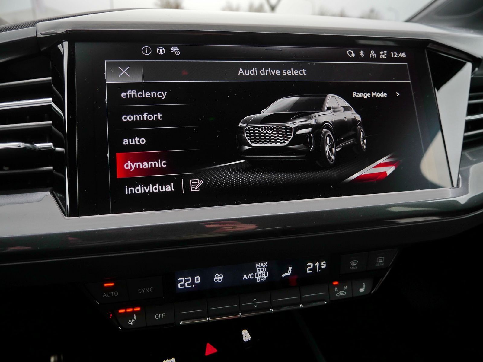 Audi Q4 e-tron - Bild 19