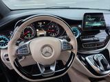 Mercedes-Benz V 300 d v300   extralang  4 matic  amg extralong