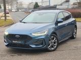 Ford Focus Lim. ST-Line*Navi*Tempo*SHZ*PDC* - Ford Focus ST mit Hybrid-Antrieb (Benzin/Elektro)