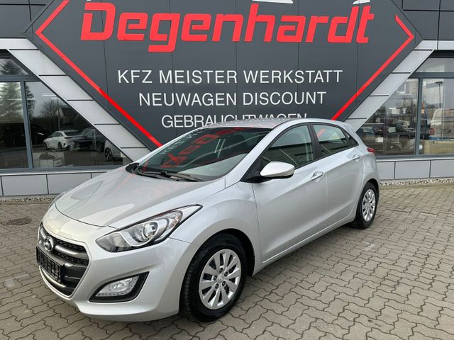 Hyundai i30 blue Trend Navi Kamera Touch LED-Tag