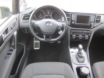 Volkswagen Golf - 12