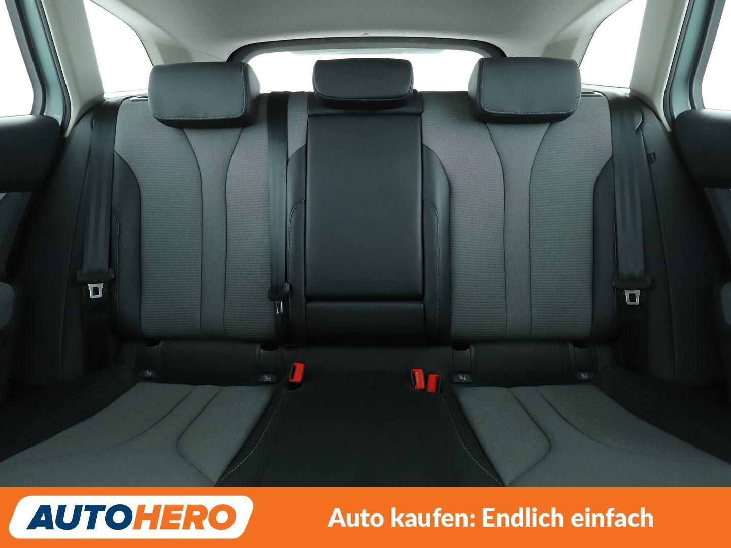 Skoda Enyaq iV 60 Loft *NAVI*LED*TEMPO*SHZ*CAM*PDC*LHZ