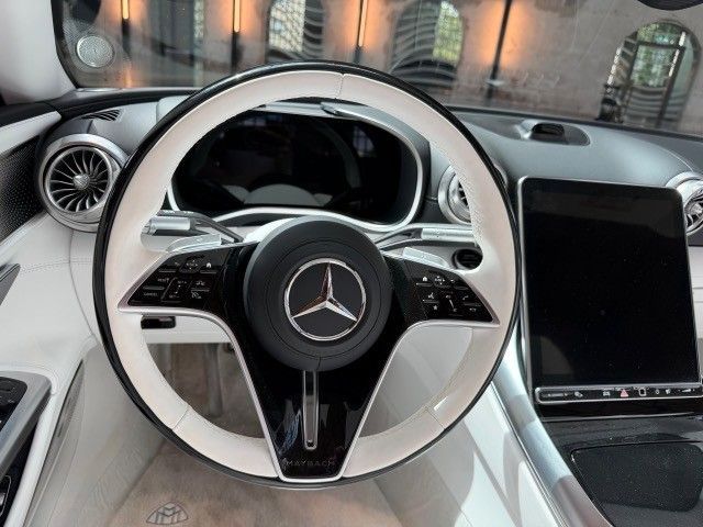 Fahrzeugabbildung Mercedes-Benz SL 680 Maybach MonogramSeries/MB-Pattern/Burm-3D