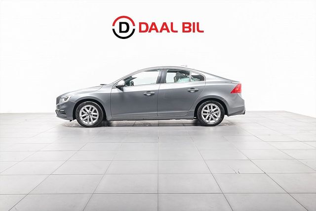 Volvo D4 AWD 190HP R-DESIGN VOC HIGH PERF. R-KAM ACC