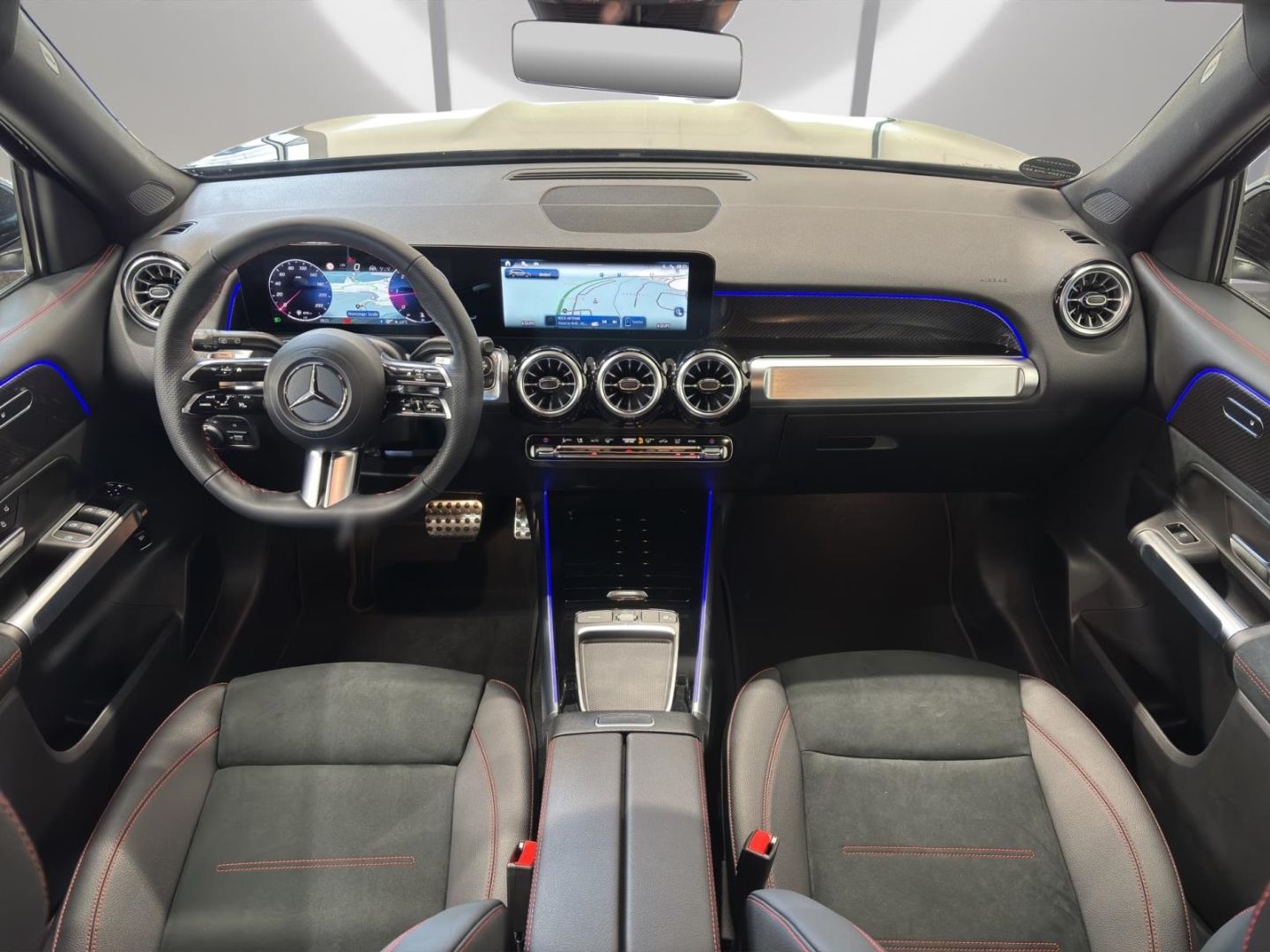 Mercedes-Benz GLB 220 d 4M AMG LINE PREMIUM AHK DIST OFFR 360° foto 8