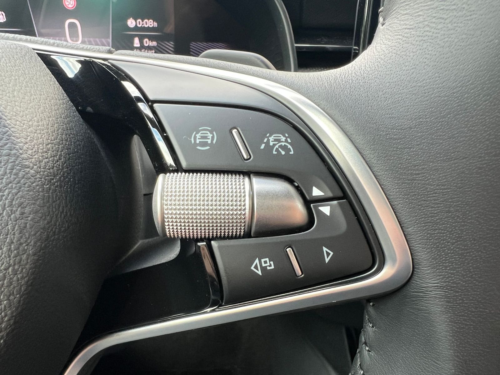 Fahrzeugabbildung SKODA Kamiq Selection 1.0 TSI DSG *ACC, LED, Kamera, S