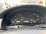 Volkswagen Passat 1.8*HU 2027*2. Hand*105000km - Volkswagen Passat mit Benzin-Antrieb: Limousine, 2.8