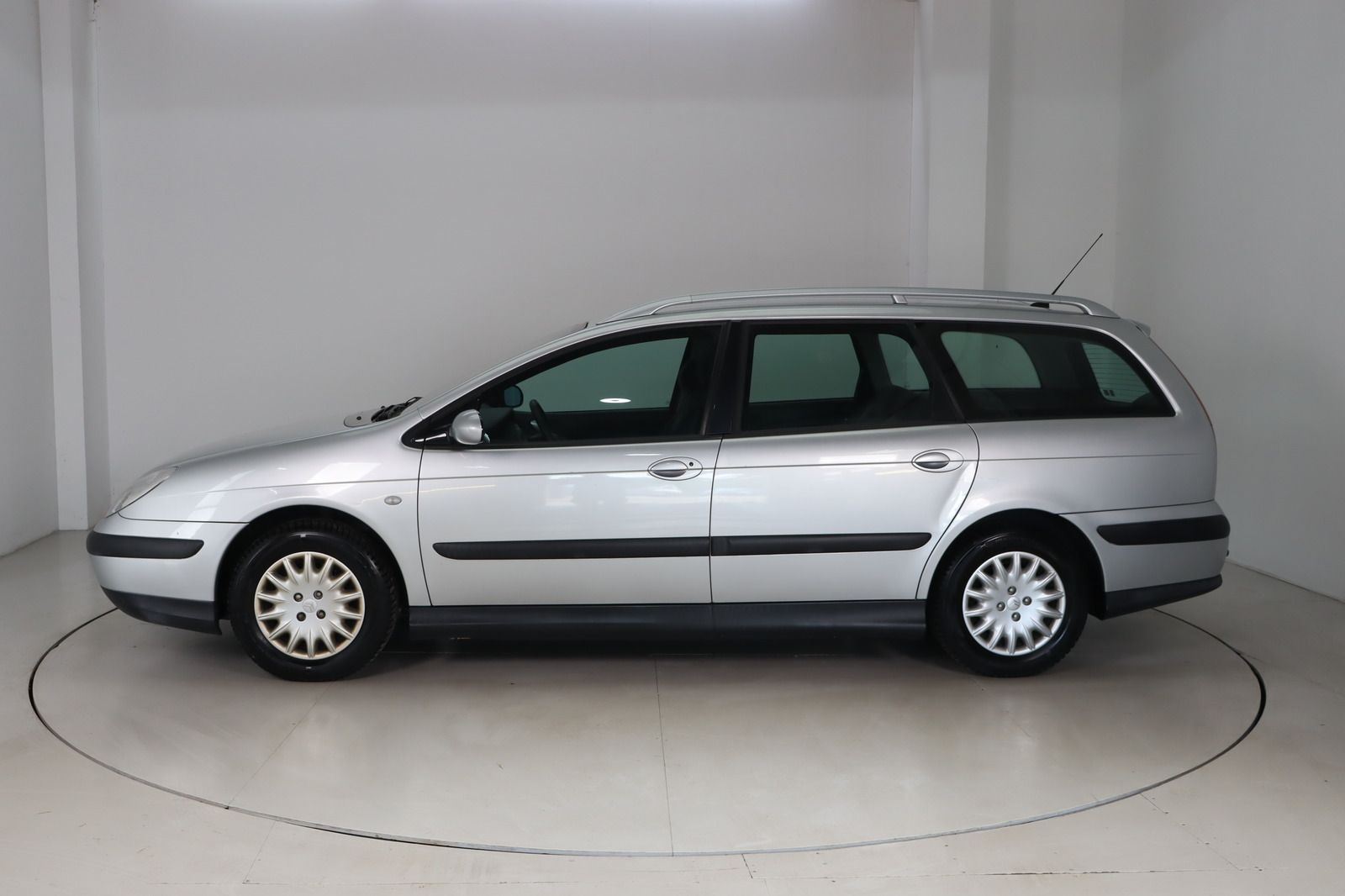 Fahrzeugabbildung Citroën C5 2.0 16V * Klimaautom. * PDC