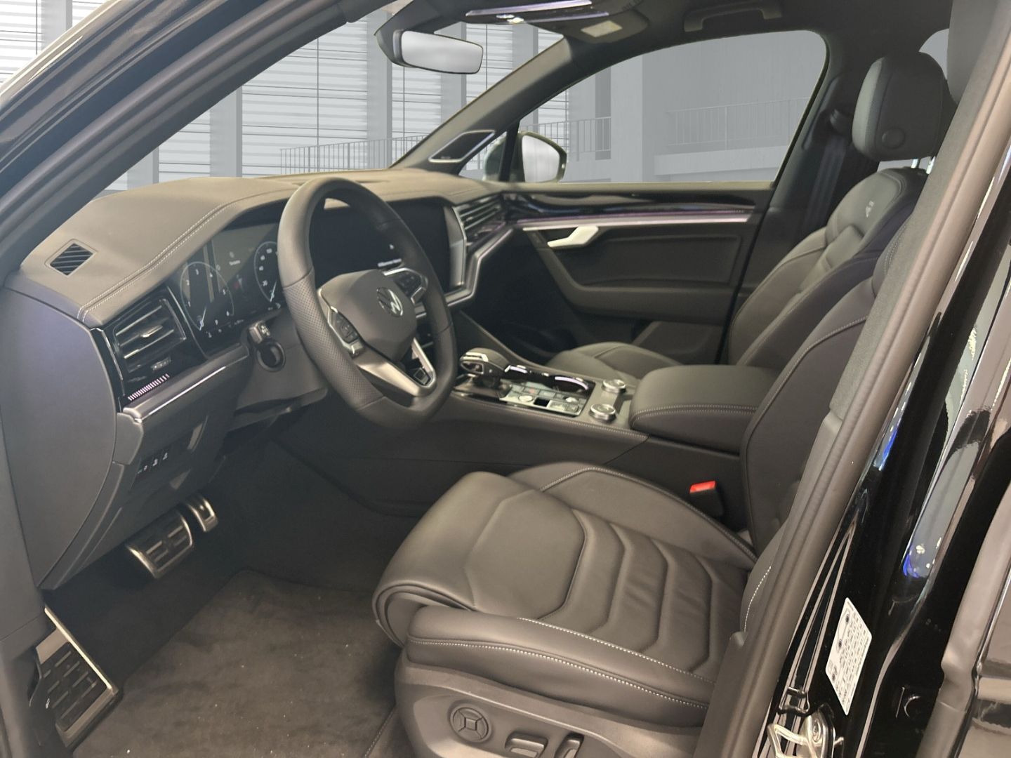 Fahrzeugabbildung Volkswagen Touareg Final Edition R-Line 3.0 TDI V6 Automati