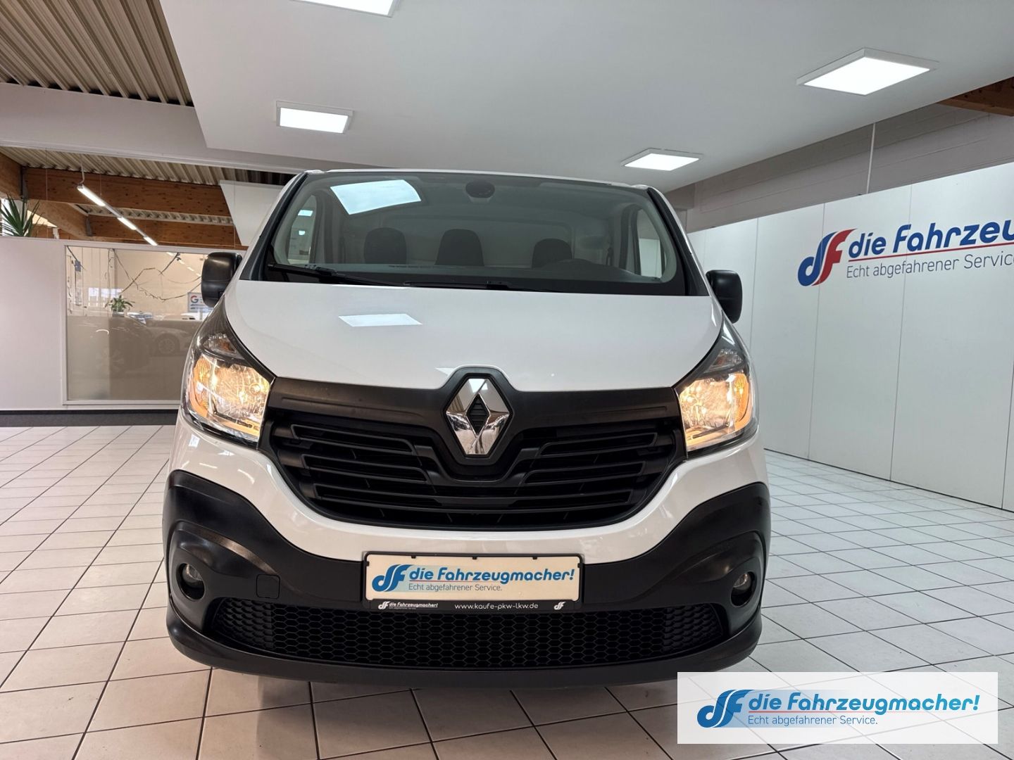 Fahrzeugabbildung Renault Trafic Kasten L2H1 2,9t Komfort AHK PDC *EXPORT