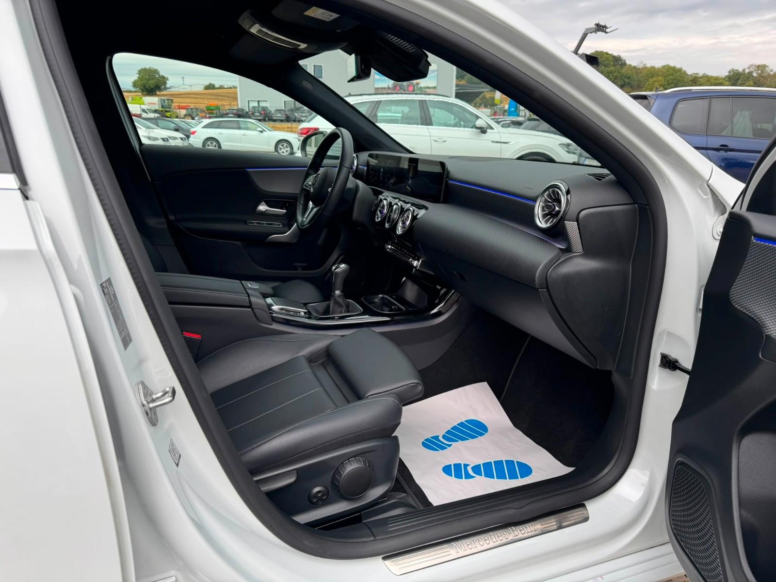 Mercedes-Benz A-Class LED/AMBIENTE/LEDER, миниатюра 17
