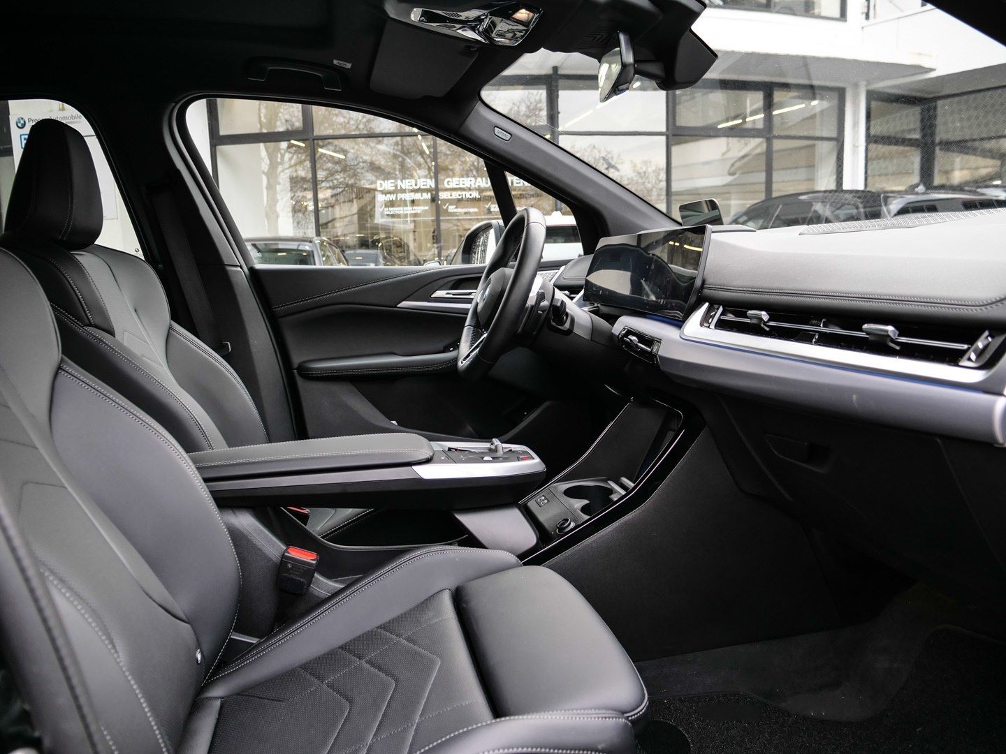 BMW 223 Active Tourer - Bild 15