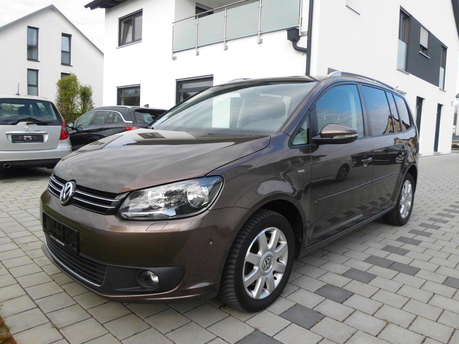 Volkswagen Touran Life EURO5!!! Tel.01738591488