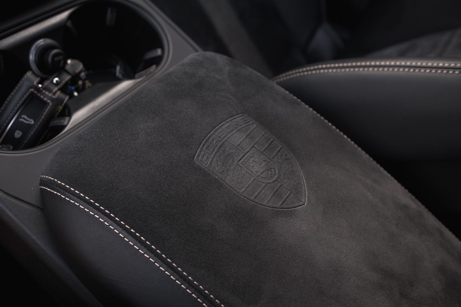 Fahrzeugabbildung Porsche Cayenne Coupe Turbo GT-Burmester-Keramik-1.Hand