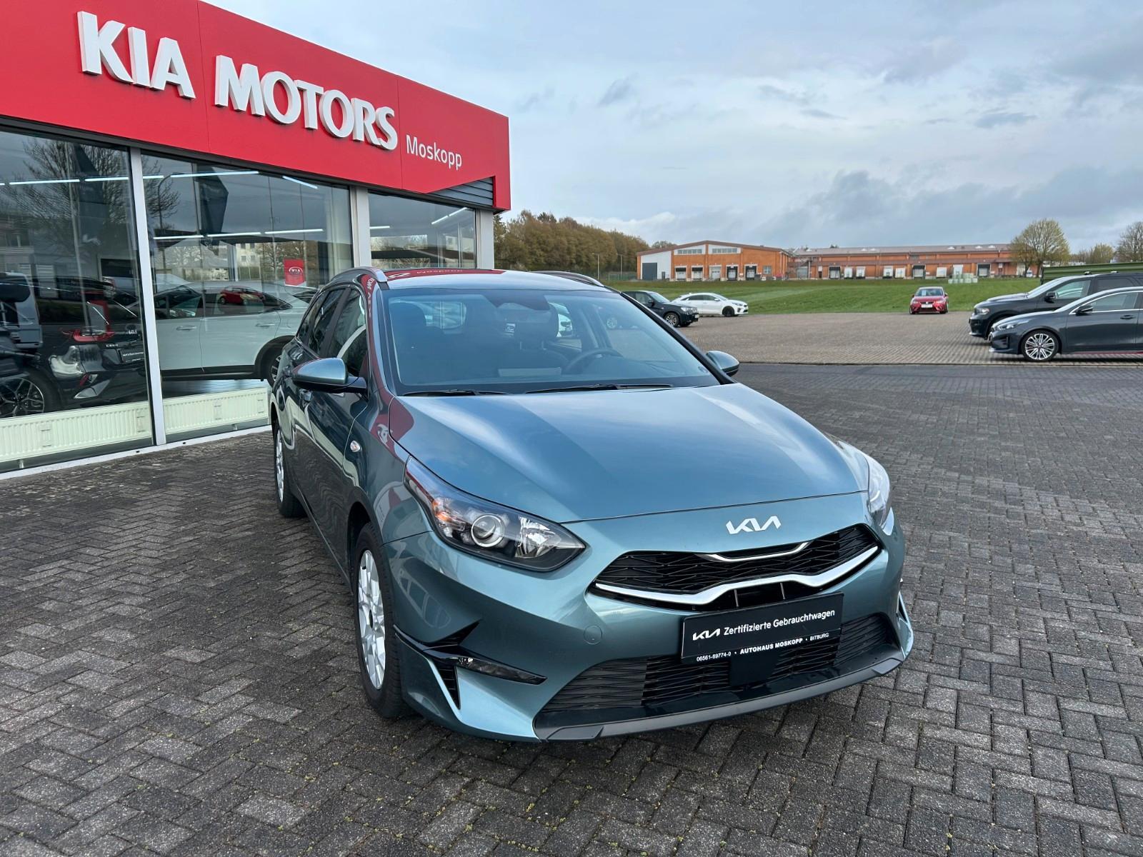 Kia Ceed SW 1.5 T-GDI DCT Vision Komfort+ Navi Kamer