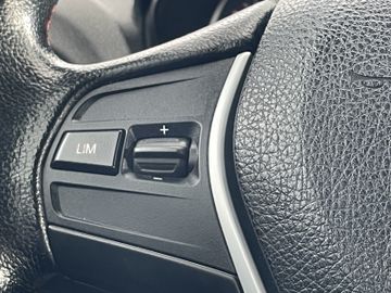 BMW 120 d Automatik Urban Sport*NAVI*LED*APPLE*XENON