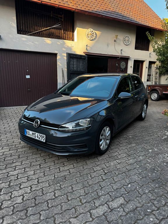 Image of Volkswagen Golf