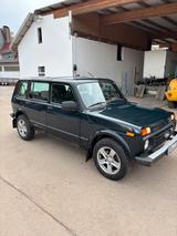 Lada Niva 5 Türer - gebrauchte Lada Niva aus dem Jahr 2020