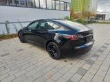 Tesla Model 3 AWD Long Range mit Dualmotor  - Tesla Model 3 in Stuttgart