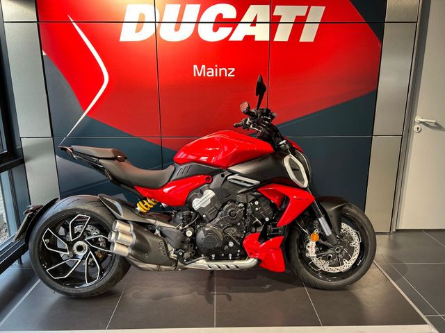 Ducati Diavel V4