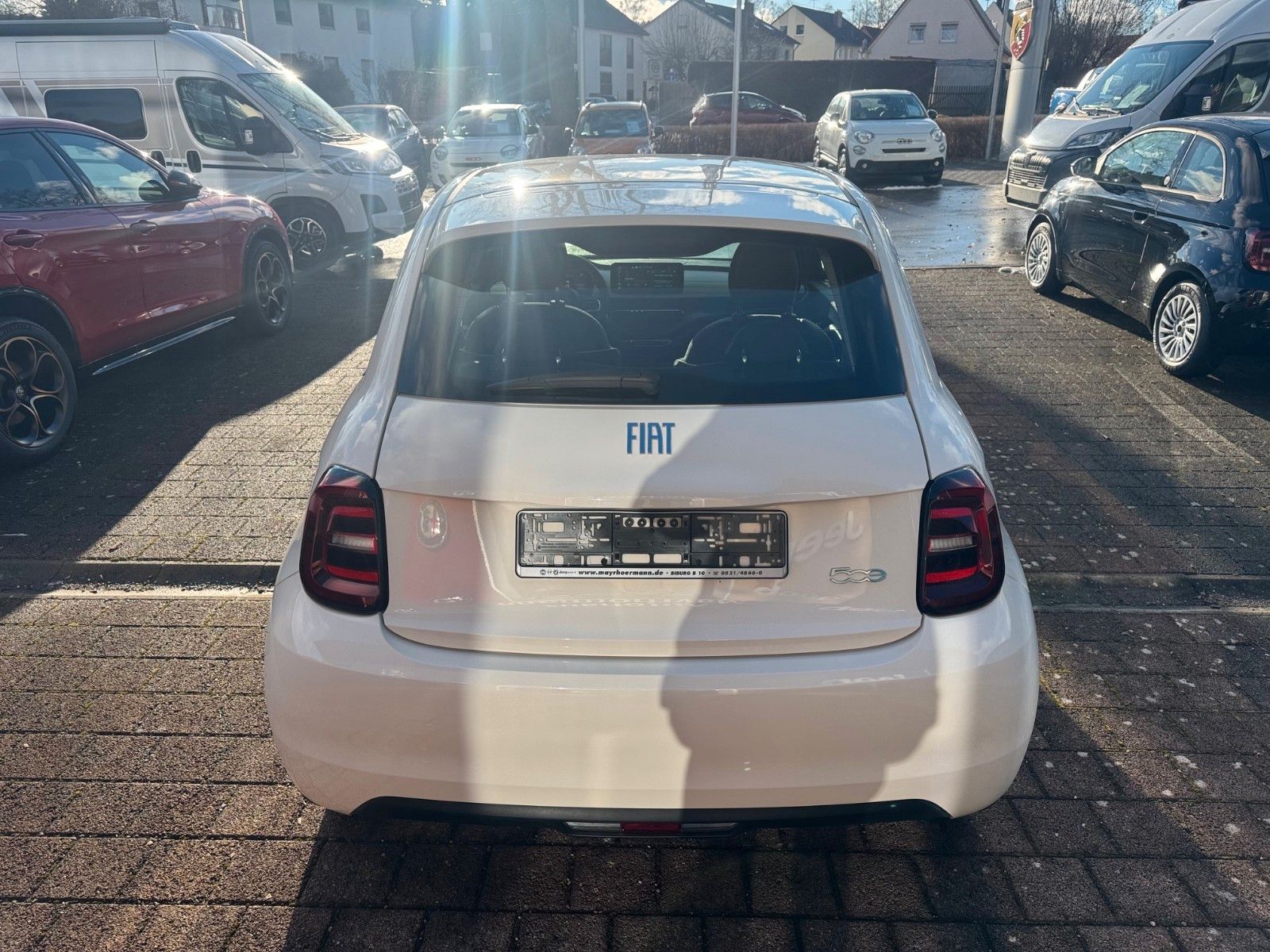 Fahrzeugabbildung Fiat 500e Carplay Touch USB Klima