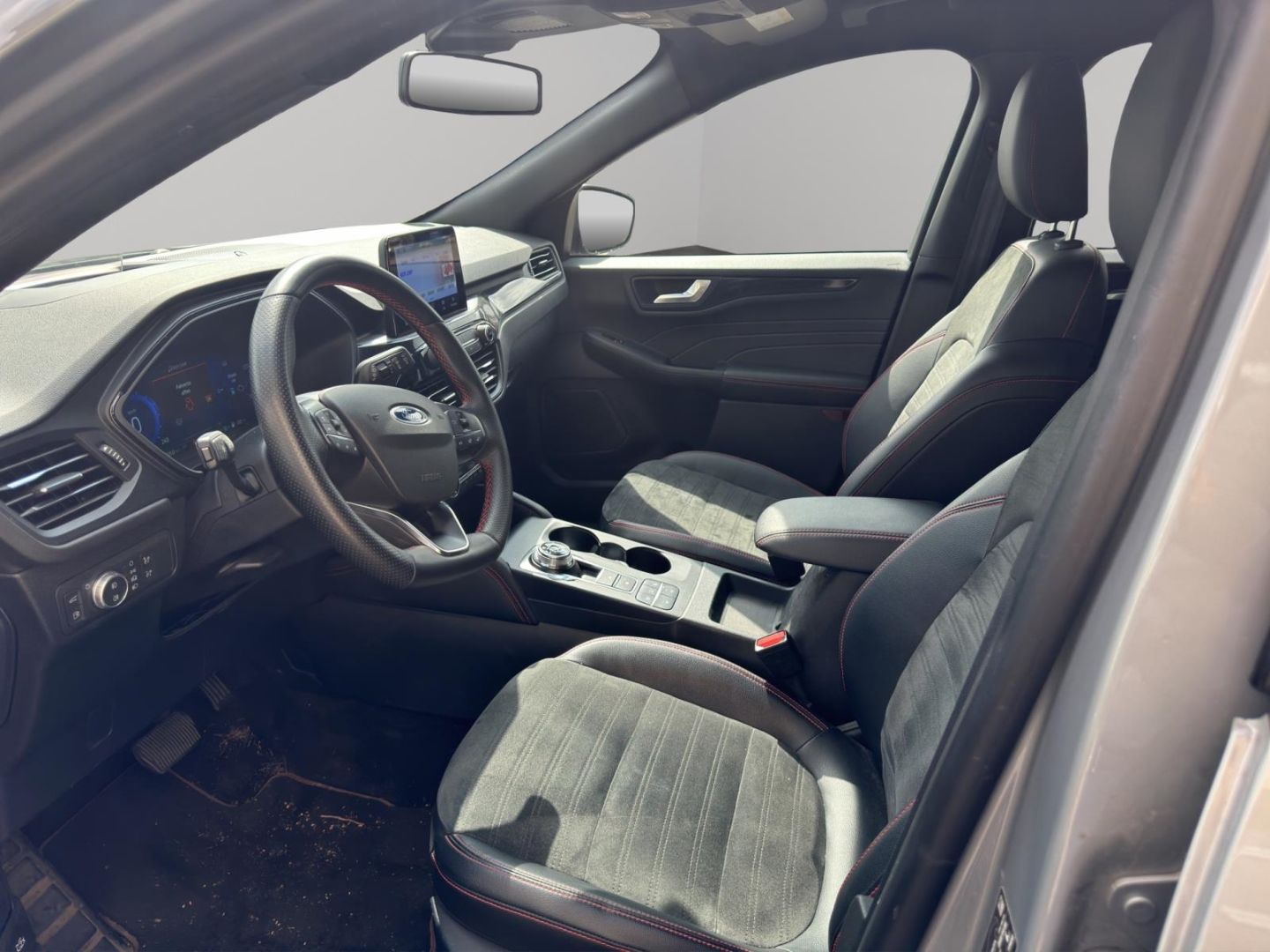 Fahrzeugabbildung Ford Kuga Plug-In Hybrid ST-Line X HUD Navi Leder Dig